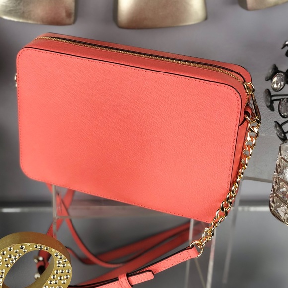 Michael Kors Jet Set Leather Large Crossbody Bag - Picture 3 of 8